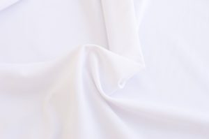 Ткань для рукоделия
 Бифлекс матовый белый